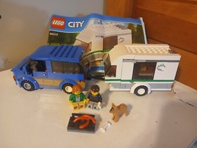 LEGO CITY: Van & Caravan (60117) Complete