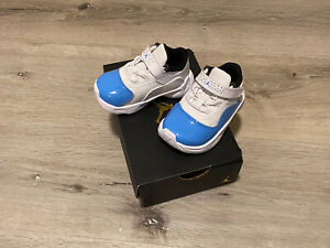 4c-Kids' Toddler Air Jordan 11 CMFT Low White/University Blue/Black CZ0906 114
