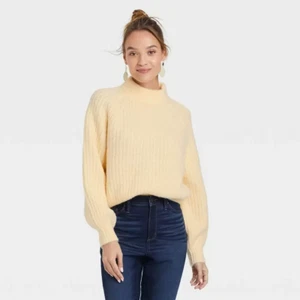 Women's Mock Turtleneck Pullover Sweater - Universal Thread Yellow L - Picture 1 of 1