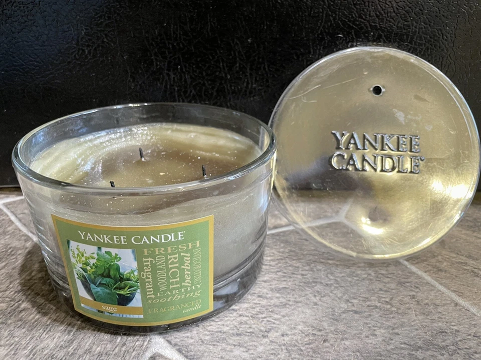 Sage YANKEE CANDLE 3 Wicks 17 oz Nearly Full LARGE - Image 1 of 3