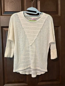 LOVE ON A HANGER Dolman Sleeve Lace Knit Top Blouse Ivory Hi-Low Size XSmall - Picture 1 of 2