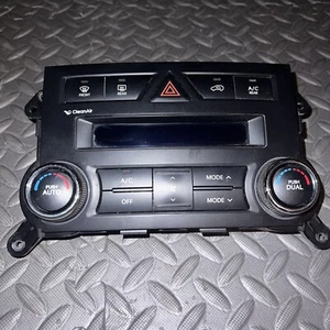 2010-2011 Kia Sorento Ac Heater Climate Control - Foto 1 di 4