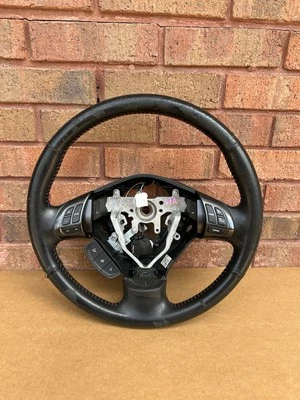 Volante Subaru Impreza/STi/WRX 2008-2014 *COSTURAS ROJAS* cuero OEM 67A Foto 1 de 4