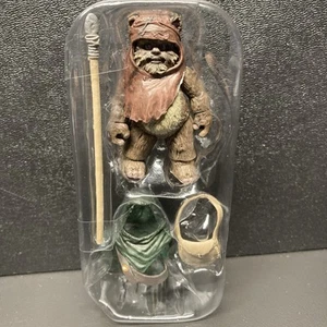 Star Wars VC27 Wicket W. Warrick Ewok 2020 TVC ROTJ Loose Complete Unused Figure - Picture 1 of 7