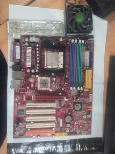 Scheda madre MSI K8T Neo-V con CPU AMD Athlon 64 3200+ e I/O Shield, dissipatore  - Foto 1 di 18