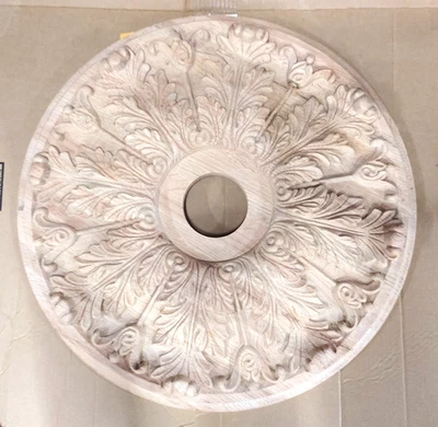 Ekena Millwork 24"OD x 3 7/8"ID x 2 1/4"P Florentine Ceiling Medallion, Red Oak - Image 1 of 4