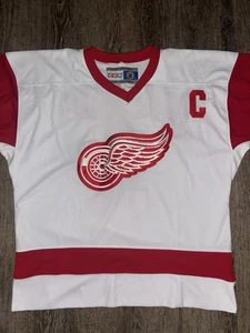 CCM Nick Lidstrom Detroit Red Wings Jersey Medium Rare 90s Authentic NHL Hockey - Picture 1 of 19