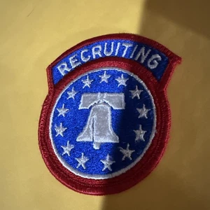 TOPPA MILITARE CUCITA COLORATA US ESERCITO COMANDO RECLUTAMENTO - Foto 1 di 2