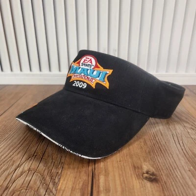 2009 EA Sports 毛伊邀请赛 NCAA 篮球遮阳板黑色运动刺绣 — 第 1/4 张图片