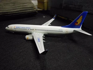 Hainan Airlines Boeing 737-800 (1:200 Scale) - Picture 1 of 1