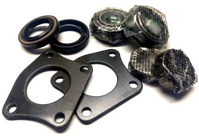 Commodore Disc Brake Axle Bearings, Axle Oil Seals and Axle Retainer Plates C65 - image 1 of 3