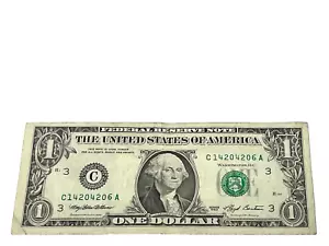 U.S. 1993 $1 FEDERAL RESERVE NOTE, S/N C 14204206 A (#485) - Picture 1 of 2