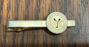 NEW YORK CITY TRANSIT AUTHORITY TOKEN KRAWATTENKLAMMER - Bild 1 von 1