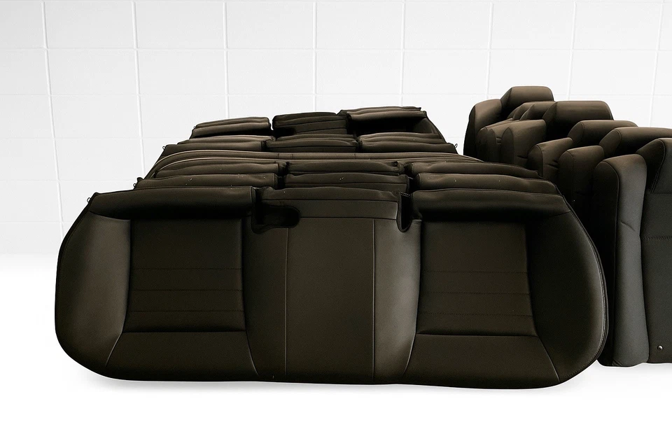 Asiento trasero de cuero OEM - Dodge Charger 2011-2023 - Nuevo Foto 1 de 3