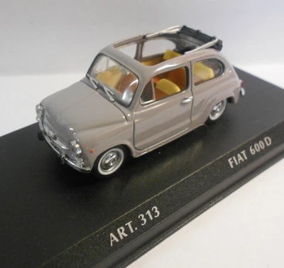 Corgi Detail 1/43 Scale - ART.313 FIAT 600D 1965 CABRIO 49704 - Image 1 of 3