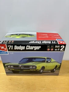 AMT/Ertl 1971 Dodge Charger Green 1:25 30053 Pre Owned *body Has Been Painted* - Picture 1 of 19