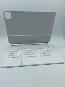 Apple Magic Keyboard for iPad Pro 11in A2261 White - Excellent Condition - Afbeelding 1 van 3