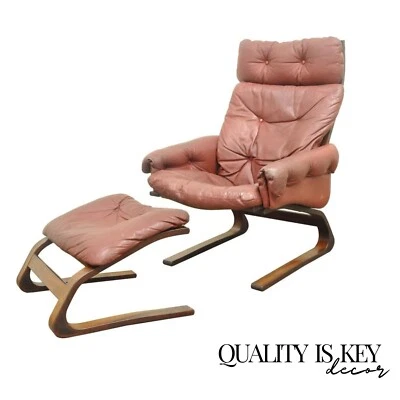 Sillón y otomana Rybo Rykken Mid Century moderno de cuero de palisandro Kengu Foto 1 de 4