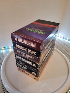 Sci Fi Horror Action VHS Lot Jurassic Park 1&2, Predator 2, Indiana Jones & mehr - Bild 1 von 20