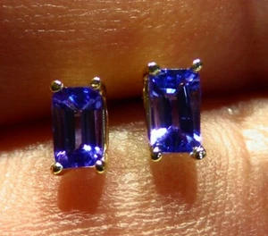 .65CT 14K Gold Natural Emerald Cut Tanzanite Stud Engagement Earrings Vintage - Picture 1 of 4