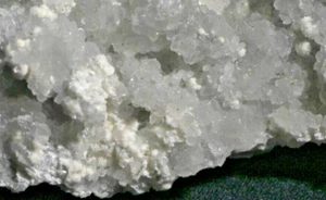 VERY RARE STRONTIODRESSERITE! 5X3X2 CM, FRANCON, QUEBEC, CANADA #11 - Picture 1 of 2