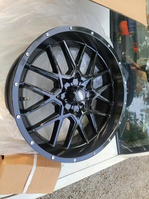 Rueda ITP Hurricane 18X6.5" 4/156 Negro Brillante 1822516705B Envío Gratis  Foto 1 de 4