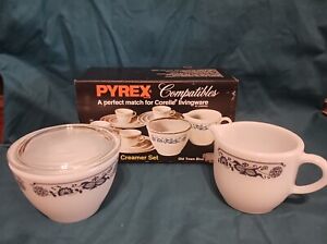 Pyrex Compatibles Old Town Blue 53-5 Sugar and Creamer Set New In Original Box