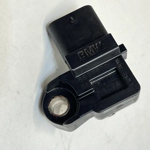 2007-2012 BMW X5 E70 X3, G01, F20, F20 Air Pressure Sensor OEM 8637900 - Picture 1 of 6