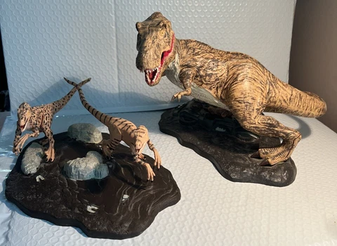 ULTRA RARE Vintage 1997 U.C.S & Amblin Velociraptor Figure & T REX 2-COMPLETE Cover