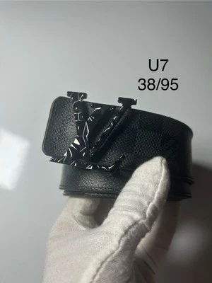 Cinturón reversible inicial Louis Vuitton LV cuero grafito Damier 38/95 U7 Foto 1 de 4