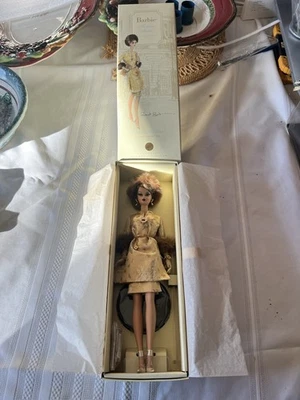 2008 Silkstone Je Ne Sais Quoi Barbie Fashion Model Collection Gold Label NRFB - Image 1 of 3