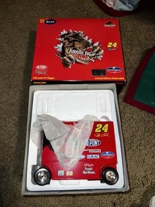1:16 1997 Jurassic Park Jeff Gordon Dupont Pit Box Wagon Bank - Foto 1 di 4