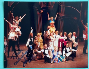 John Hillner (NUR) signiertes/beschriftetes Foto 10 Zoll x 8 Zoll Vorhang Call Crazy for You - Bild 1 von 2