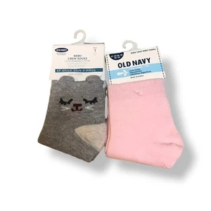 Old Navy Girls Socks Size 4T 5T Crew 2 Pair Pink Solid Gray Cat Print NEW - Picture 1 of 4
