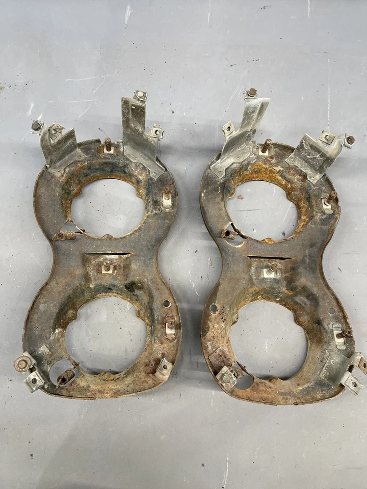 Ford Galaxie 1967 soporte montaje faros soportes montaje canastilla OEM OE Foto 1 de 4
