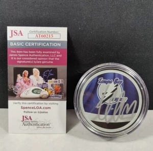 Victor Hedman AUTOGRAPH Tampa Bay Lightning Retro Logo Puck JSA COA W/FREE CASE - Picture 1 of 2