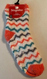 Sugadoo Womens NON SKID Crew Socks - 1 Size fits most - White w/Chevron - S022 - Picture 1 of 2