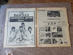 The Beatles prima apparizione di 'Butcher Cover' 3 giugno 1966 NME UK numero musicale vg - Foto 1 di 10