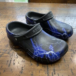 Crocs Bistro Black Lightning Bolt Graphic Slip Resistant Clogs Size M4/W6 - Picture 1 of 10