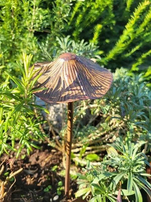 3D Pilz zum Stecken Edelrostoptik Herbstdeko Pflanzen Gartendeko Rost Metall - Bild 1 von 4
