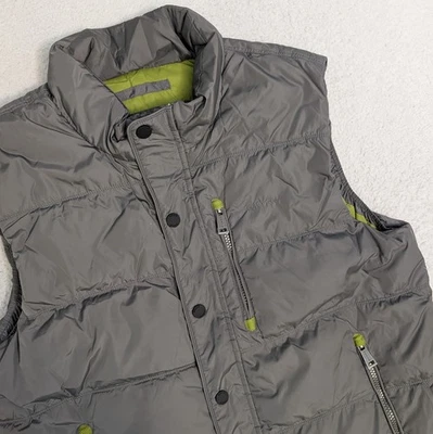 Orvis Classic Collection Men's Med Gray Duck Down Button Zip Puffer Vest Nylon - Image 1 of 4