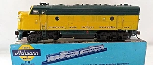 HO Athearn 3032 C&NW Chicago & North Western F-7Dummy Diesel New Low Ship Cost - Picture 1 of 5