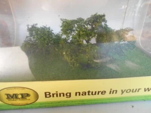 MP Scenery Products item # 70408 N-Scale, Live Oak Premium Trees - Picture 1 of 6