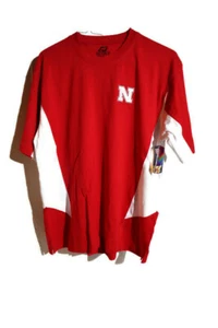 Nebraska Huskers Red Short Sleeve Shirt Big 10 Medium NEW - Picture 1 of 3