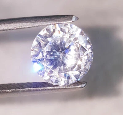 Briliant Transparent Loose Gemstone Zircon 4.48 Ct Round Diamond Cut For Ring - Image 1 of 4