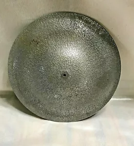 Tapa de aluminio vintage con acabado martillado para sartén de salsa - labio de 8"" - solo tapa - Imagen 1 de 6