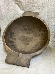 Antique vintage wooden bowl hand carved Slovakia. - Picture 1 of 13