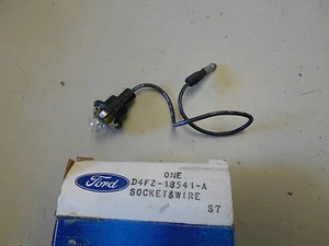 NOS 1974 - 1980 FORD PINTO HEATER INDICATOR LIGHT SOCKET & WIRE - Picture 1 of 1
