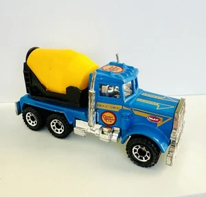 1981 Matchbox Peterbilt Cement Mixer Truck MB-19 (1:80 Blue "Kwik-Set Concrete") - Picture 1 of 8