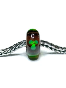 Trollbeads Green Flower, Dark Brown - Picture 1 of 5